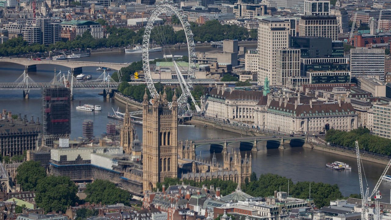 London topples Paris to regain European tech top spot
