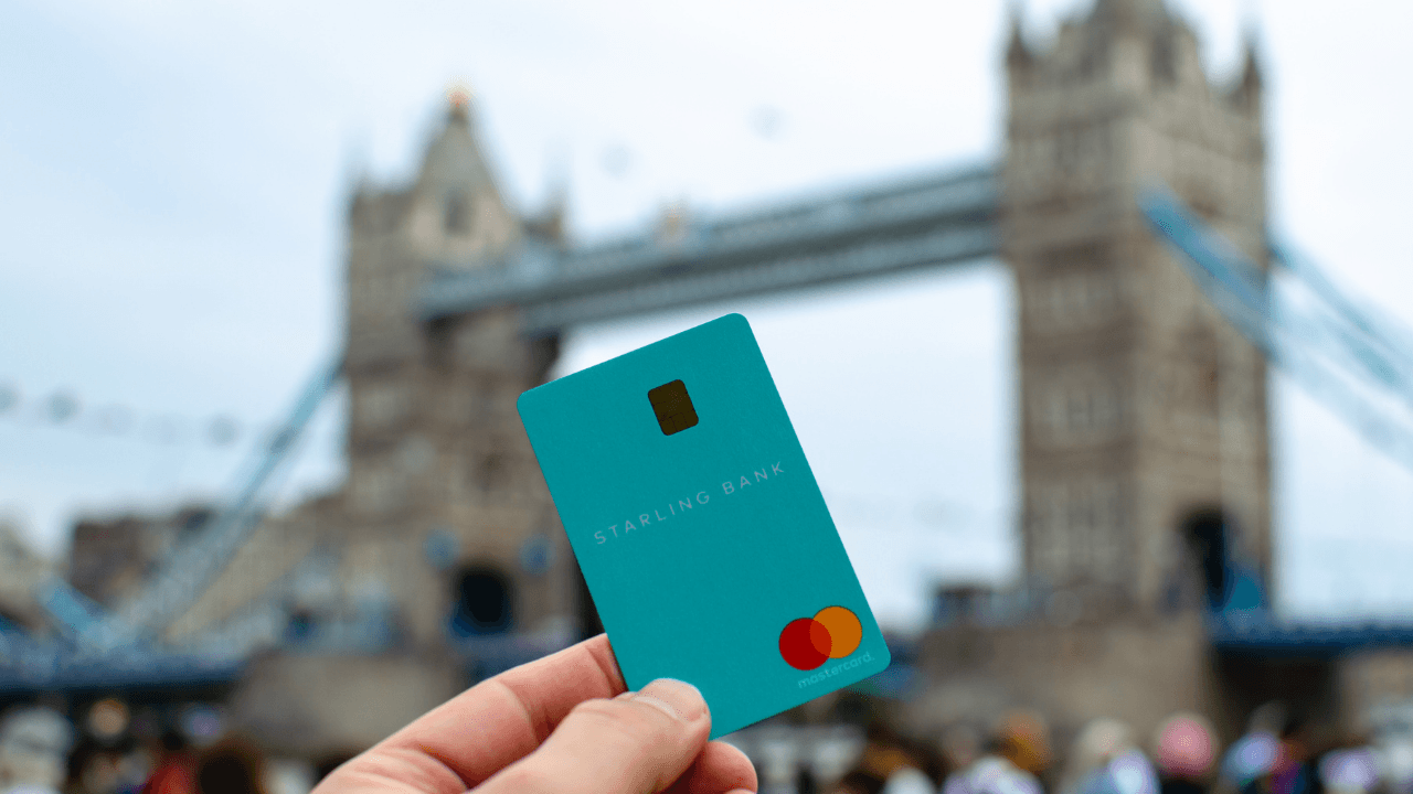 Starling Bank to axe 130 jobs